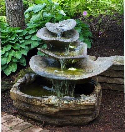 Giant Leaf Fountain